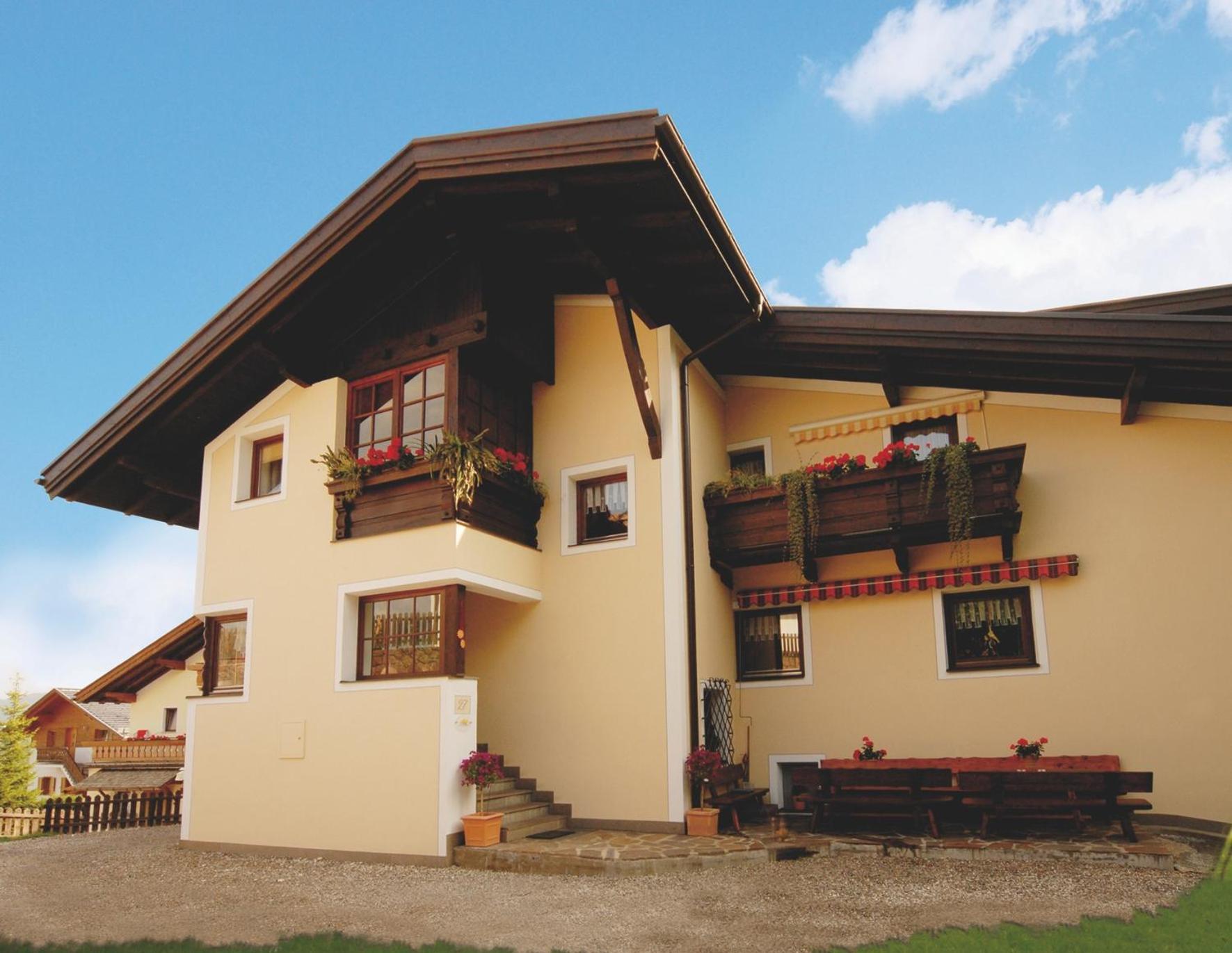 Garni Waldfrieden Hotel Castelrotto Exterior foto